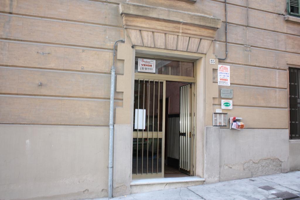 Camere Andrea La Spezia Buitenkant foto